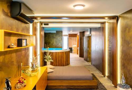 www.hotelnahac.cz