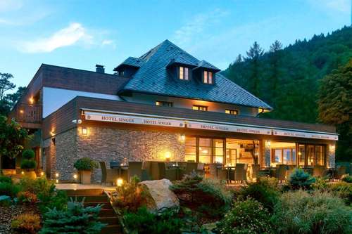 www.hotelsinger.cz