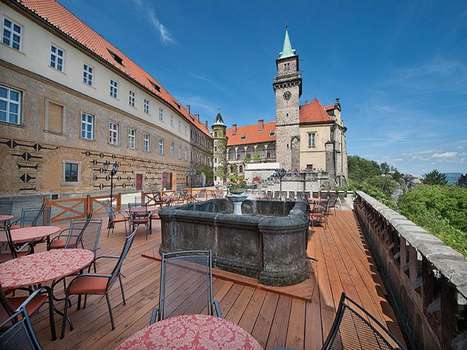 www.hotelhrubaskala.cz