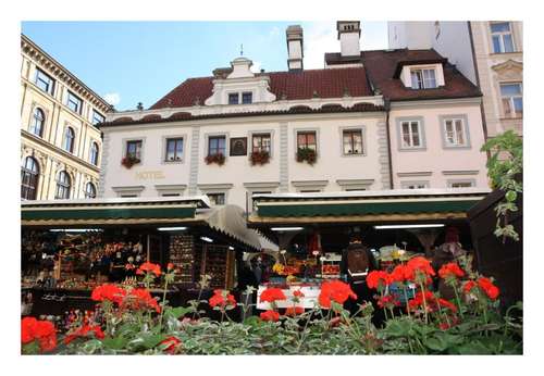 www.praguegoldenage.com