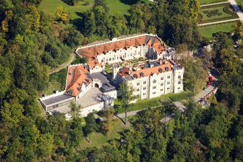 www.hotelstekl.cz
