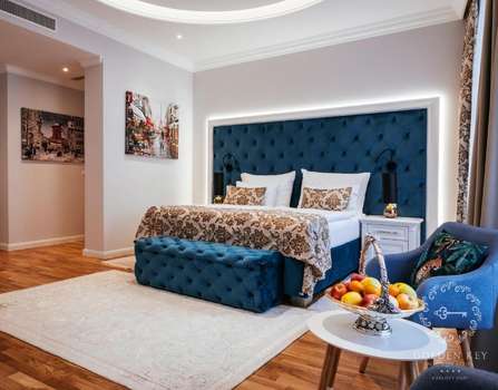 www.goldenkeyhotel.cz