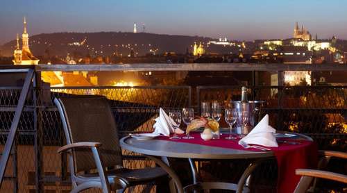 www.clarionhotelpragueoldtown.com