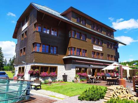 www.hoteloddech.cz