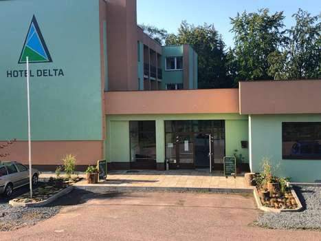 www.hoteldeltasec.cz