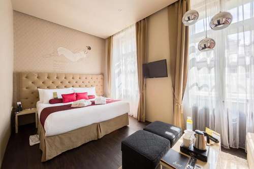 www.hoteljewelprague.com