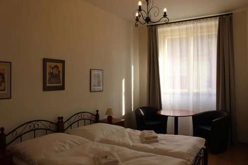 www.hotelcernykun.eu
