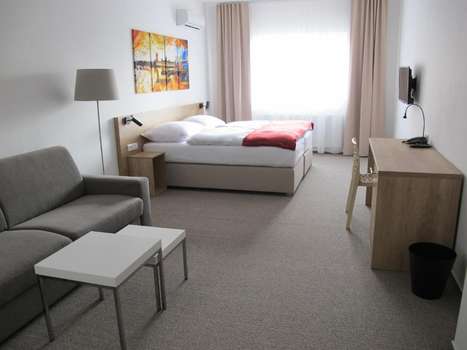 www.hotelkapitol.cz