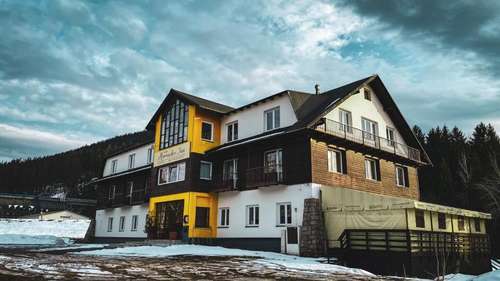www.harrachov-inn.cz