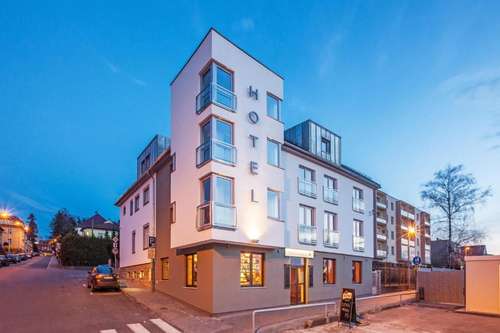 www.hotelnovyjicin.cz