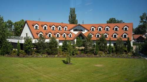 www.chateaudefrontiere.com
