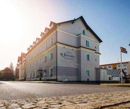 www.hotel-jitrenka.cz