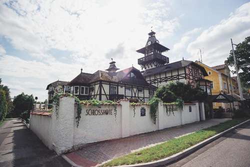 www.schlosshotel.cz