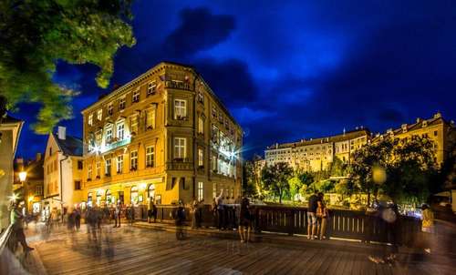 www.hoteldvorak.com