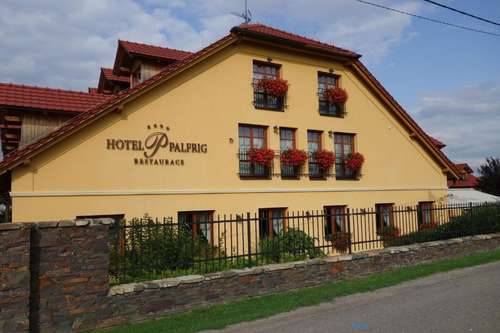 www.hotel-palfrig.cz
