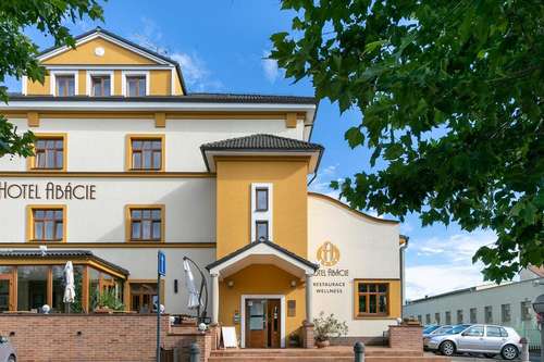 www.hotel-abacie.cz