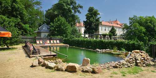 www.maxmilianresort.cz
