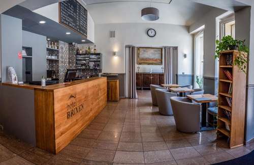 www.hotelbrixenprague.cz