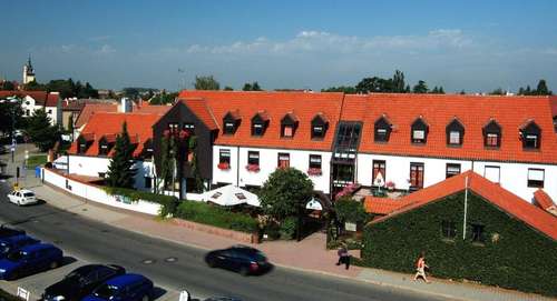 www.park-hotel-praha-pruhonice.cz