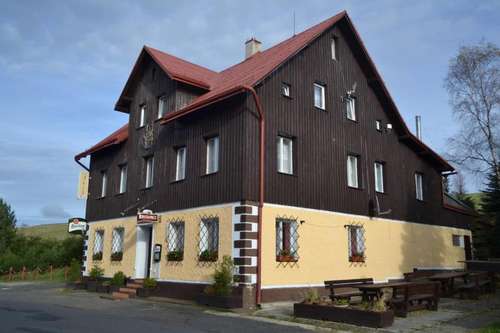 www.arnica-janacek.com