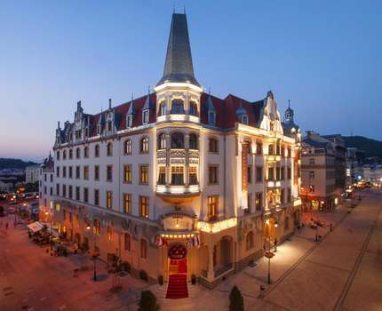 www.grandhotel-ambassador.cz