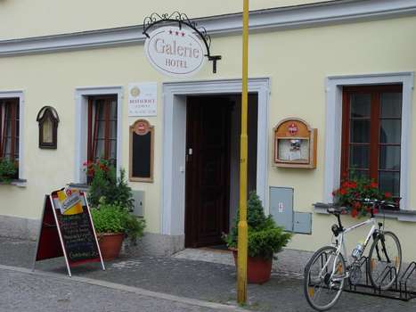 www.hotel-trebon.cz