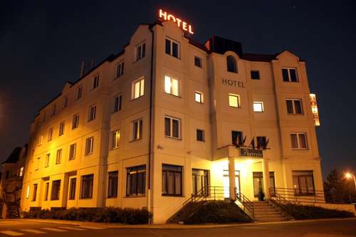 www.hoteltheresia.cz