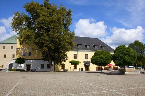 www.hotel-zamek.cz