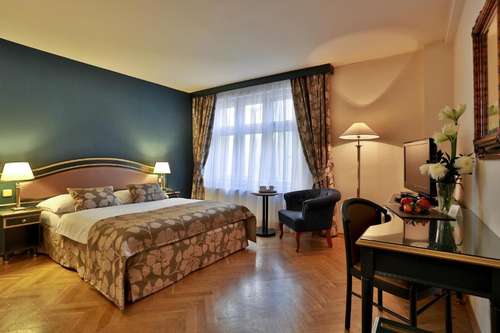 www.hotelelyseeprague.cz