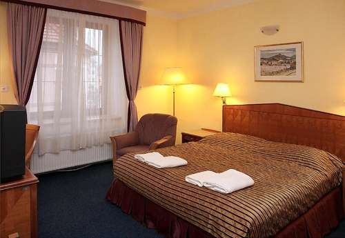 www.hotelprajer.cz