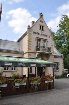 www.hotelukaple.cz