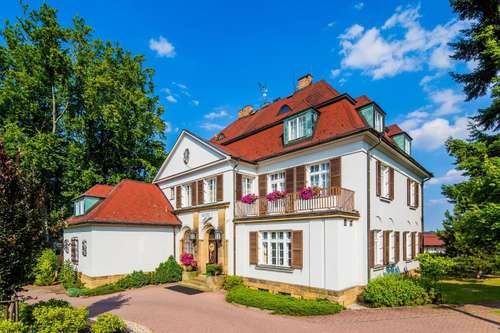 www.hotelveba.cz