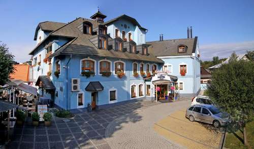 www.hotel-agh.cz