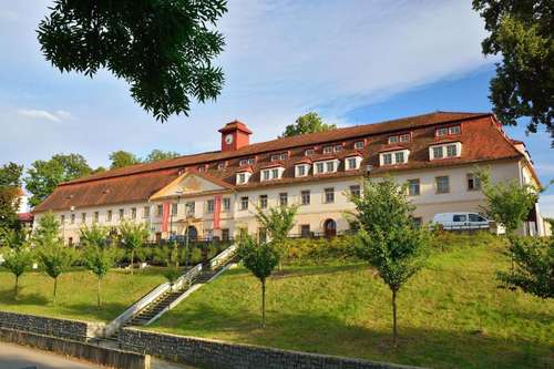 www.hoteltynec.cz