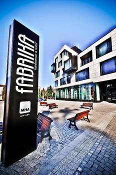 www.fabrikahotel.cz