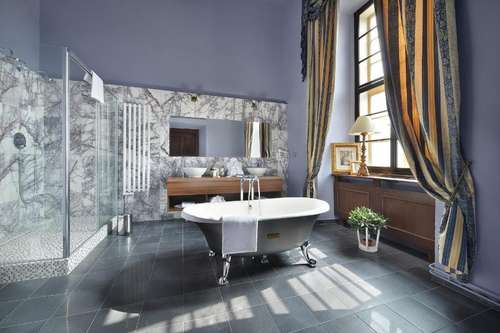 www.chateauloucen.cz