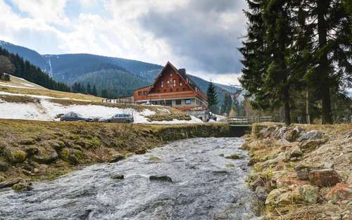www.hotelstoh.com