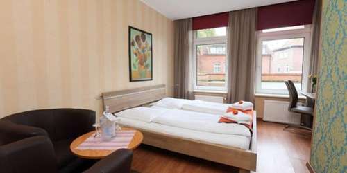 www.hotel-zur-hanse.de