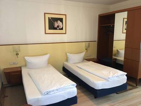 www.hotel-klueverbaum.de