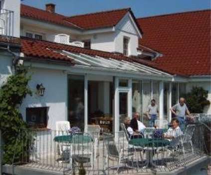 www.neukirchener-hof.de