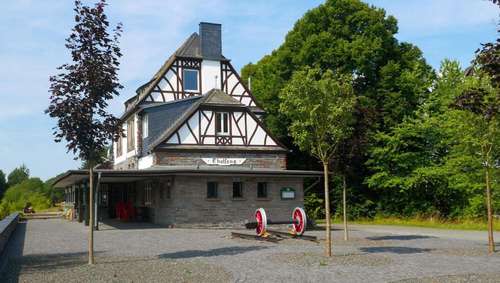 www.bahnhof-thalfang.de