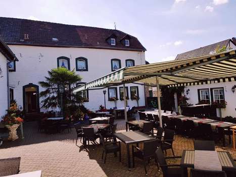 www.jaegerhof-dueren.de