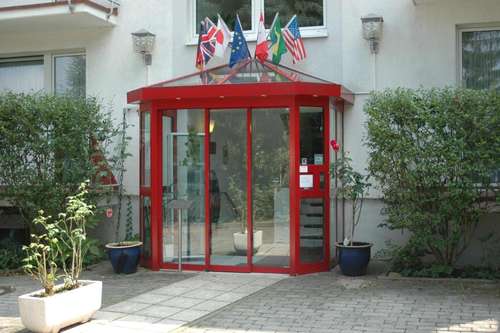 www.hotel-roemerstein.de