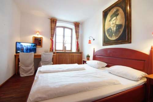 www.hotel-toelzerland.com