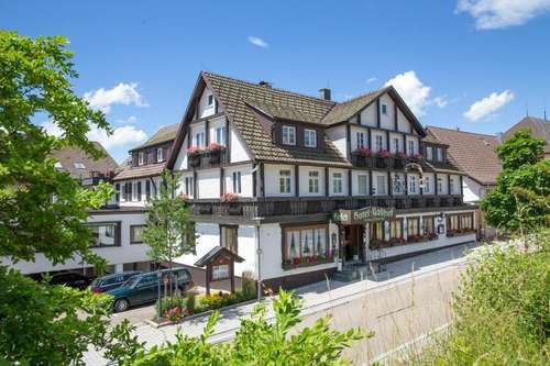 www.hirsch-baiersbronn.de