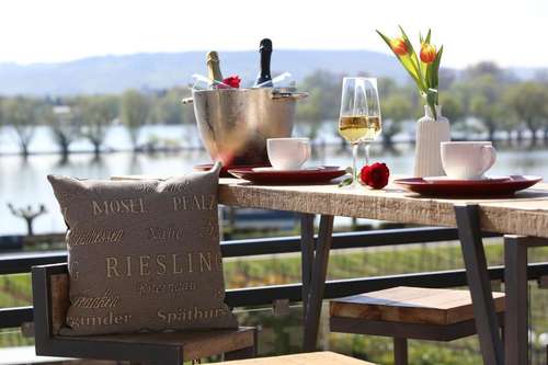 www.naeglers-hotel.de
