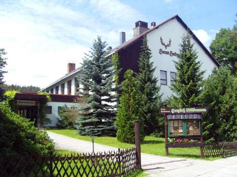 www.naturparkhotel-oybin.de