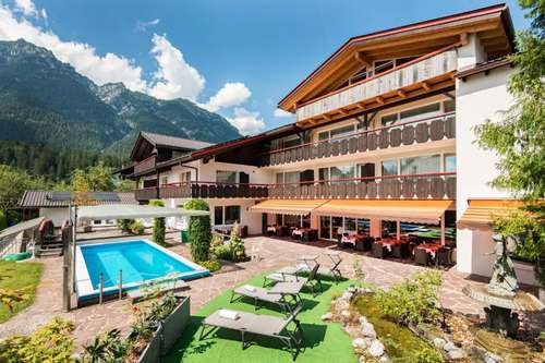 www.rheinischerhof-garmisch.de