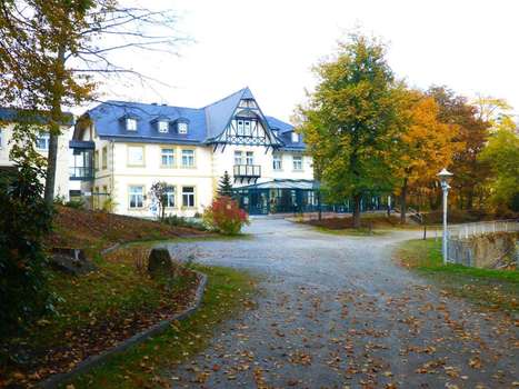 www.parkhotel-waldschloesschen.de