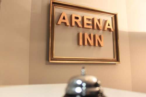 www.hotel-arenainn.de